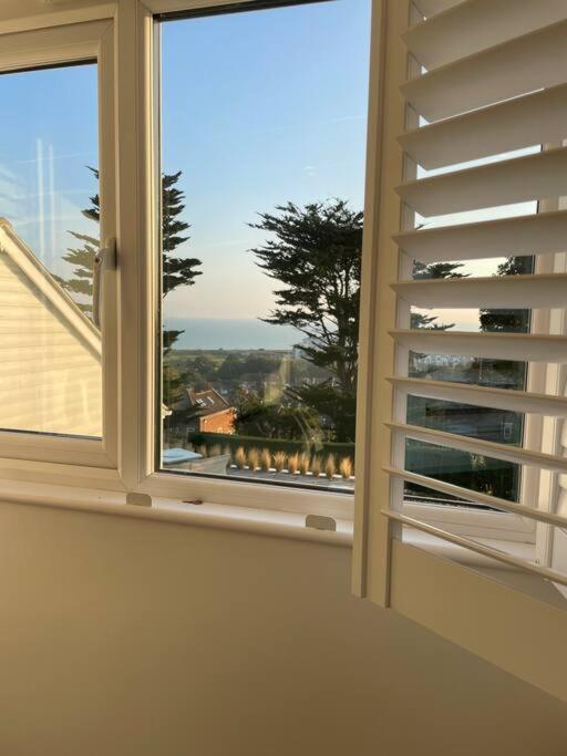 Villa The Bolt Hole Hythe Panoramic Coast And Sea Views Extérieur photo